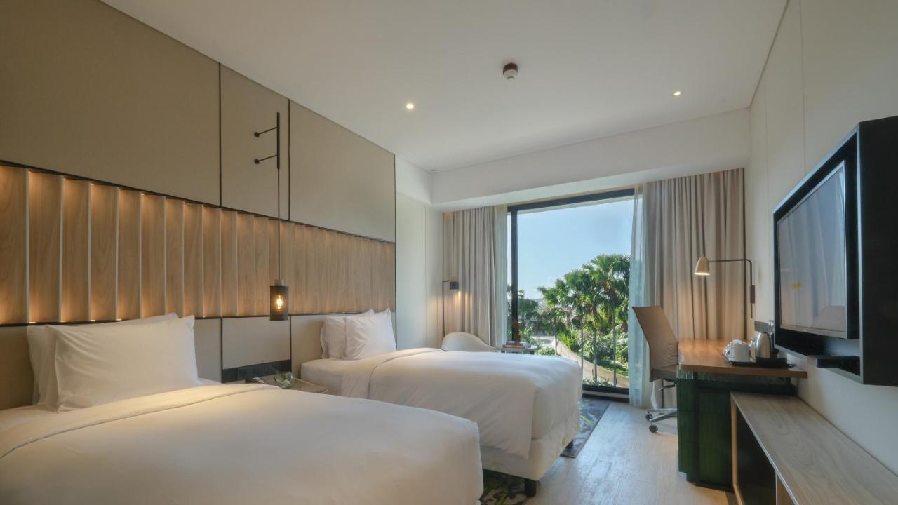 Holiday Inn Bali Sanur, An Ihg Hotel エクステリア 写真